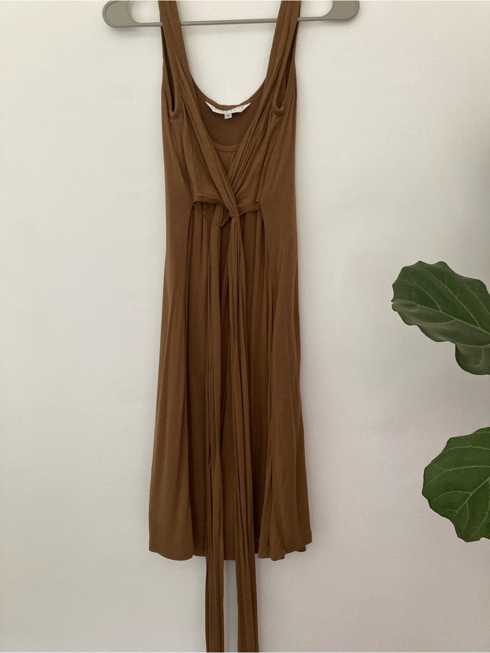 Trina Turk Camel Tie-Waist Sleeveless Midi Dress XS/0